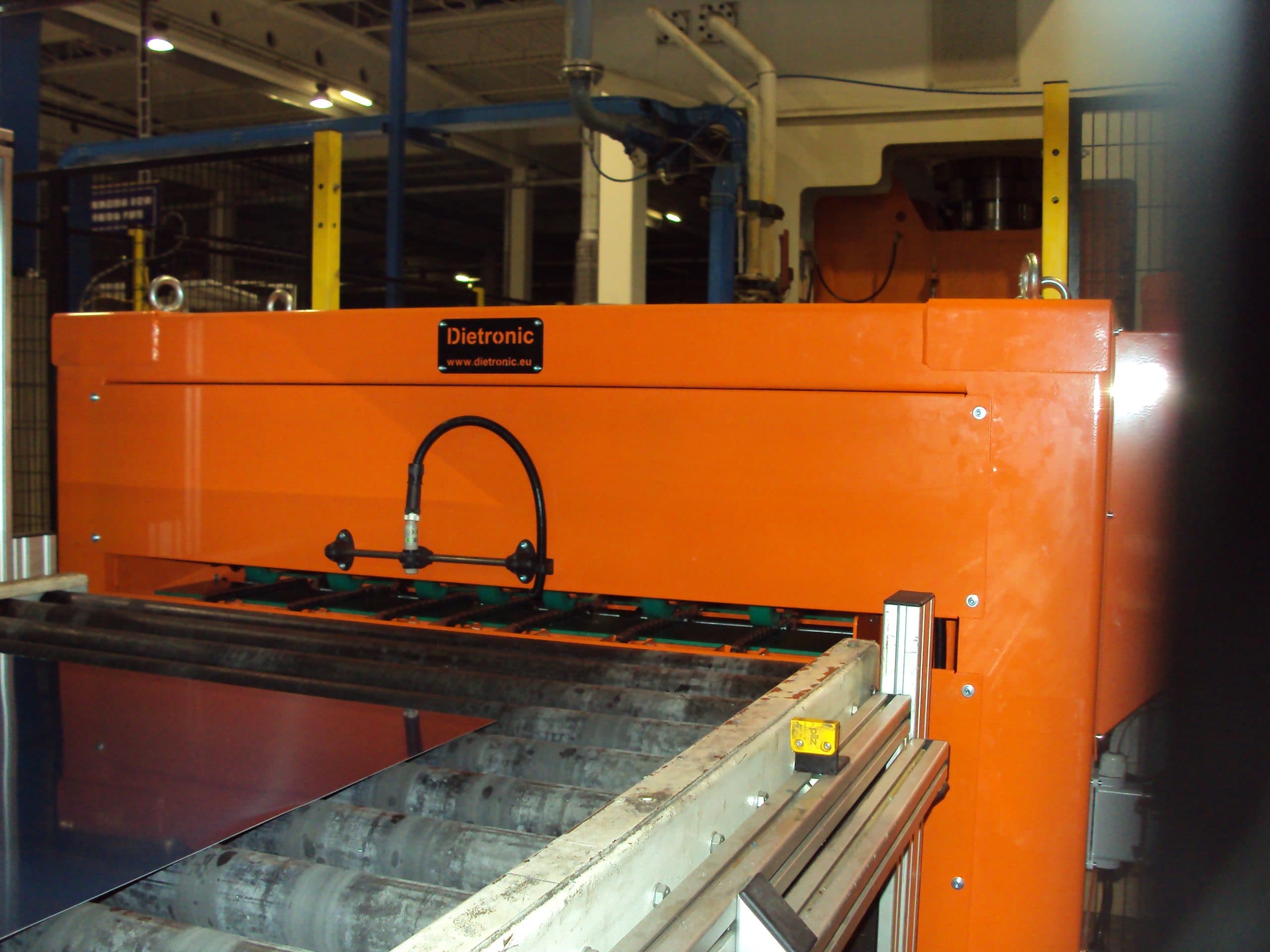 Industrial Lubrication and Mold Wear Prevention